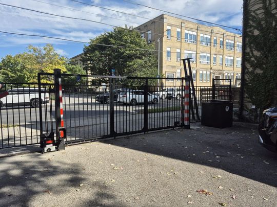 For Lease - 607 QUEENS Avenue Unit# Bedroom 1, London East, Ontario - Photo 1