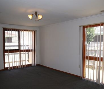 2 Bedroom Unit in Clayton South - Photo 2