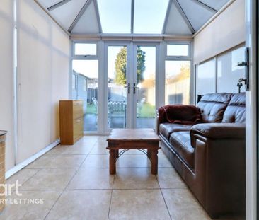 2 bedroom semi-detached house to rent - Photo 4