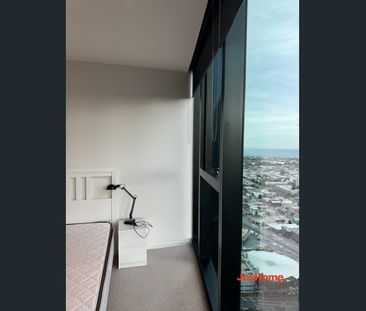Fully Furnished One-Bedroom Apartment with Stunning Bay Views | Melbourne Square - Photo 5