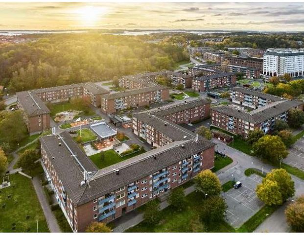 Opalgatan 101 - Photo 1