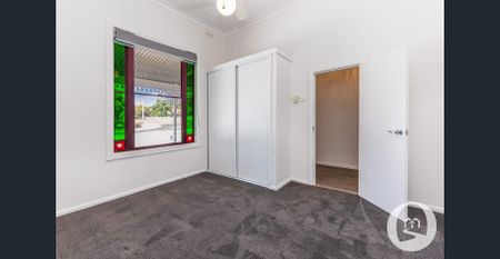 Charming Victorian Weatherboard, Fully Restored and Renovated - Photo 3