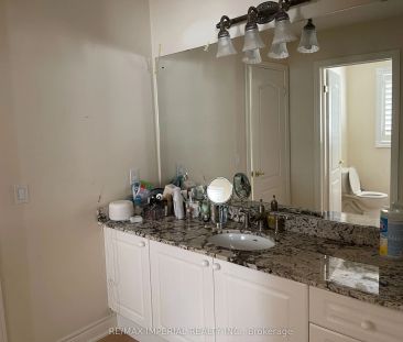 21 Ormsby Court #2nd Floor Bedroom - Photo 1