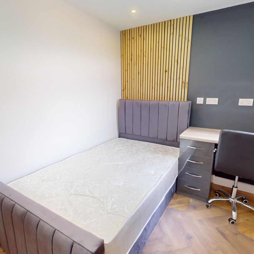 Co-Living Studio 4, 42 Milner Road Selly Oak - Photo 1