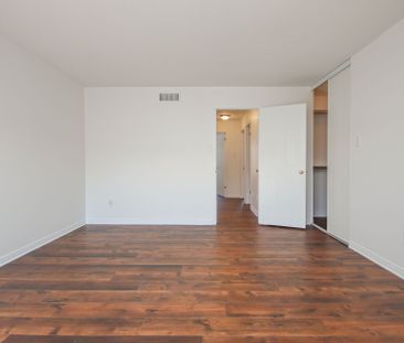 For Lease - 328 STATEWOOD Drive, Kanata, Ontario - Photo 4