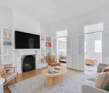 2/31 Barcom Avenue, Darlinghurst NSW 2010 - Apartment For Rent | Do... - Photo 1