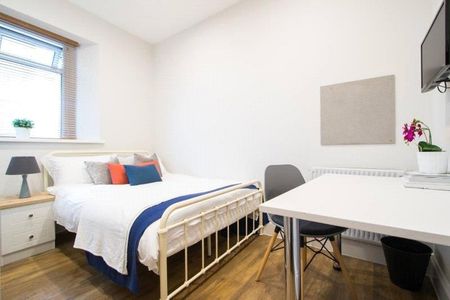 3 bedroom apartment to rent - Photo 5