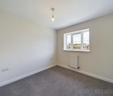 2 bedroom semi-detached house to rent - Photo 4