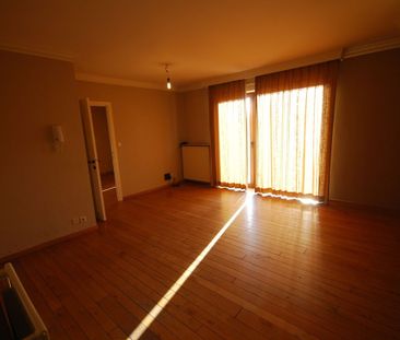 Appartement te huur in Roeselare voor € 550 met 1 slaapkamer - Foto 2