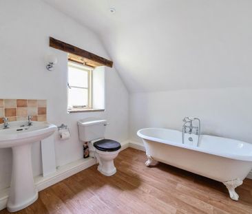 3 bedroom cottage to rent - Photo 6