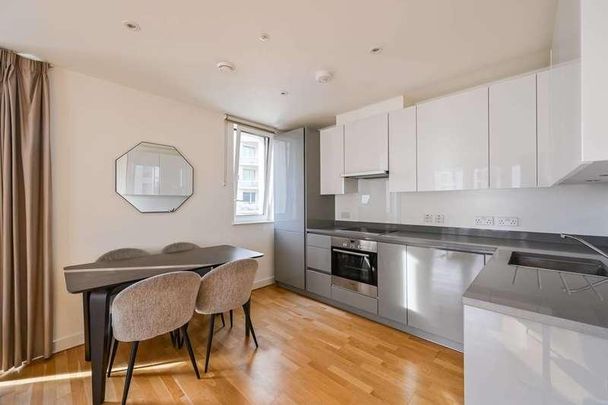 Mira House, East Village, Stratford, E20 - Photo 1