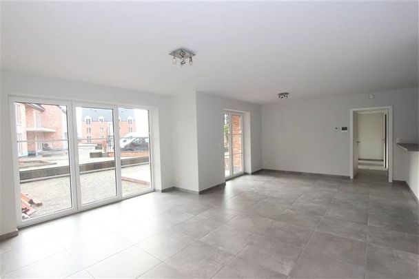 Appartement te huur - Photo 1