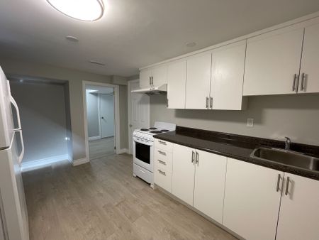 For Lease - 334 Stevenson Road Unit# Lower, Oshawa, Ontario - Photo 3