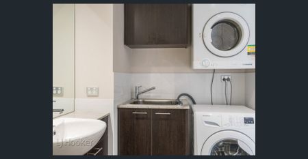 Perfect Pairs: Two Bed, Two Bath, Two Cars - Too Good - Photo 3