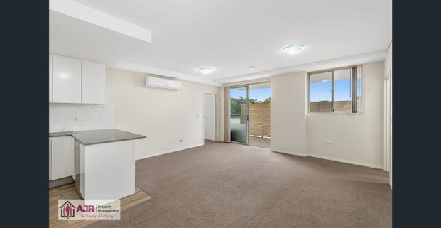 Walk to Schofields Public School - Photo 1