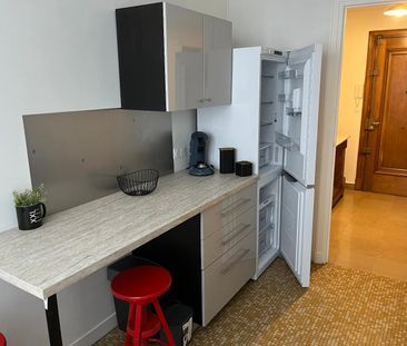 Location Appartement 2 pièces 52m² LYON 6ème - Photo 6