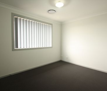 Everything you need- the perfect family home! - Photo 2