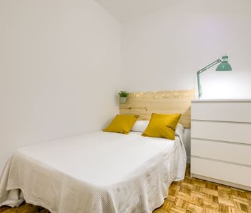 Calle de Lope de Rueda, Madrid, Community of Madrid 28009 - Photo 6