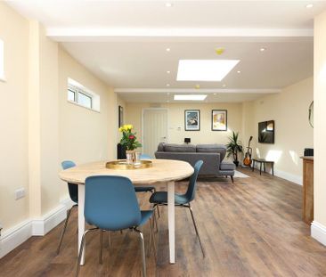 6 bedroom end of terrace house to rent - Photo 3