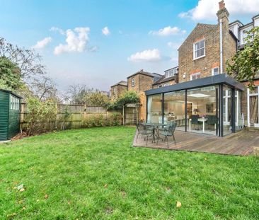 6 bedroom semi-detached house to rent - Photo 3