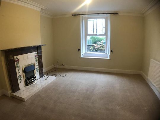 3 bedroom terraced house to rent - Photo 1