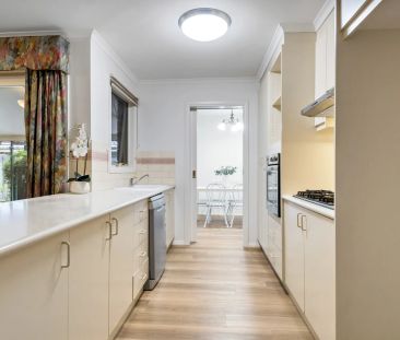 Perfect family proportions in the exclusive 'Croydon Hills' pocket - Photo 1