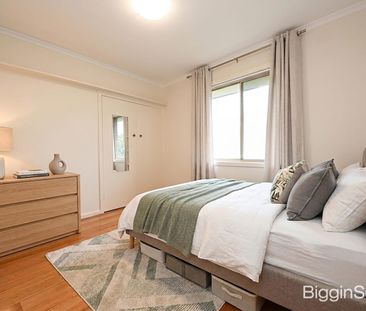 Quality Family Home in Sought-After Mount Waverley - Photo 5