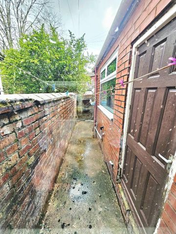 2 bedroom terraced house to rent - Photo 5