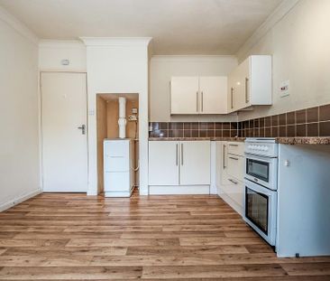 3 bedroom bungalow to rent - Photo 4