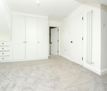 4 bedroom detached bungalow to rent - Photo 4