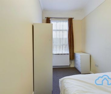 RM2 Woodrange Road | Forest Gate | London | E7 0EW - Photo 3