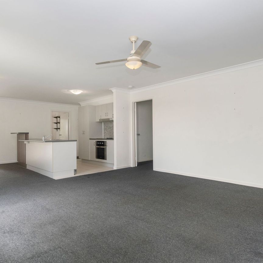 Perfect Blend of Comfort and Convenience. - Photo 1