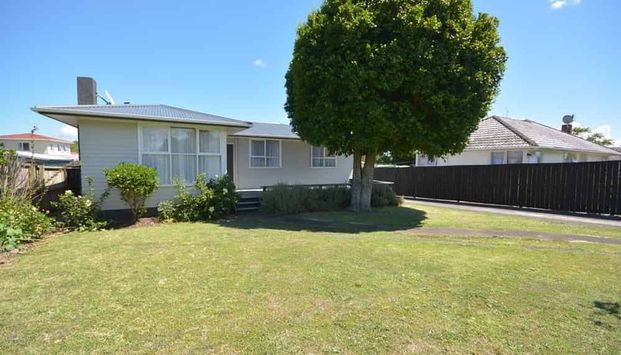 DELIGHTFUL ON DUGGAN - Photo 1