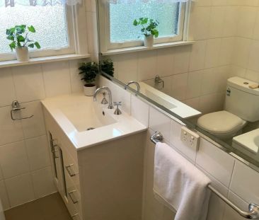 NEAT FAMILY HOME - Photo 5