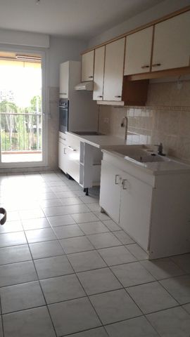 Appartement - Aix-En-Provence (13090) - 67 m² - - Photo 2