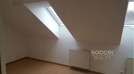 Pronájem rodinného domu 149 m², Kemrova , Praha Satalice - Photo 5