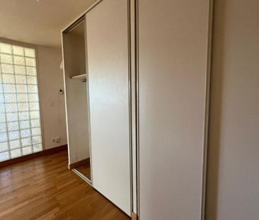 Location Appartement 3 pièces 58m² ROUEN 76000 - Photo 2