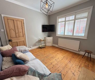 2 bedroom terraced house to rent - Photo 2