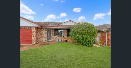 Single Level Family Home in Salamander Bay - Photo 3
