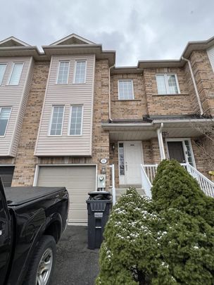 For Lease - 37 Wilmont Court, Brampton, Ontario - Photo 1