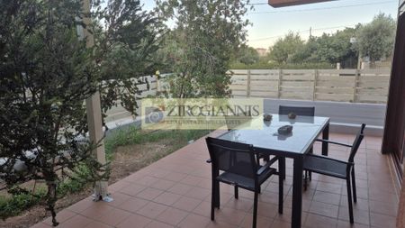 Μονοκατοικία 220 τ.μ. προς ενοικίαση - Photo 3