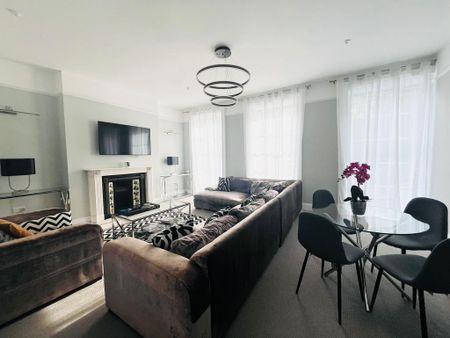 5 bedroom terraced house to rent - Photo 3