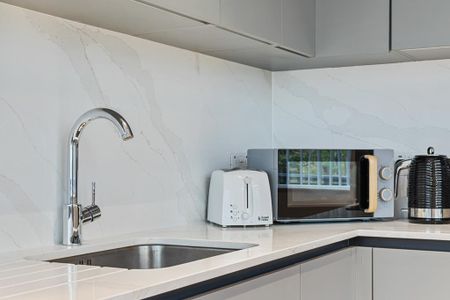 1 bedroom flat to rent - Photo 2