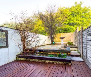 2 bedroom terraced house to rent - Photo 6