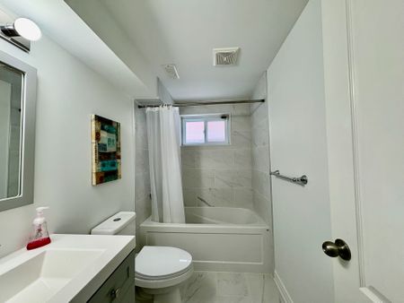 For Lease - 16 Aspen Crescent Unit# Basement, Whitchurch-Stouffville, Ontario - Photo 5