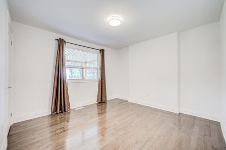 For Lease - 2575 Benedet Drive Unit# Lower, Mississauga, Ontario - Photo 3