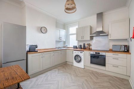 2 bedroom property to rent - Photo 4