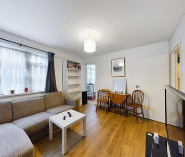 3 bedroom flat to rent - Photo 1