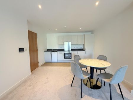 2 bedroom flat to rent - Photo 3
