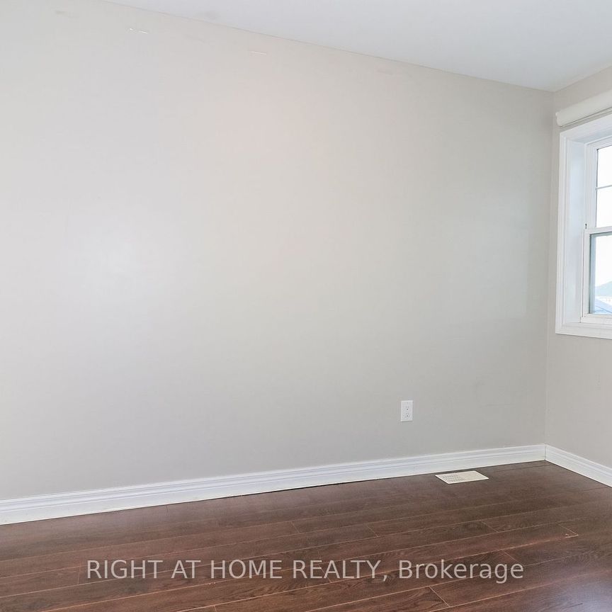 Townhouse For Lease | S7356336 - Photo 1